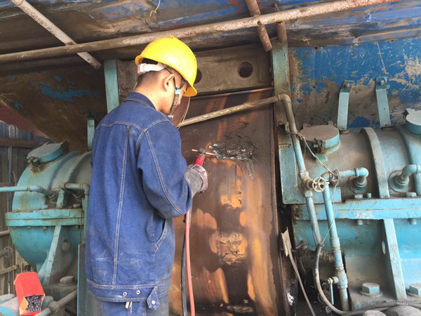 云南尖峰窯托輪滾面修復_副本 云南尖峰窯托輪滾面修復_副本